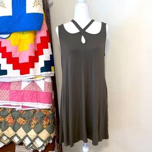 Discount Divas Boutique Sz L Criss Cross  Sleeveless Dress Olive Green